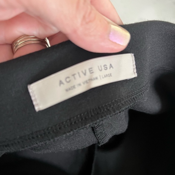 Active USA black leggings, NWOT, size Large - Picture 2 of 3